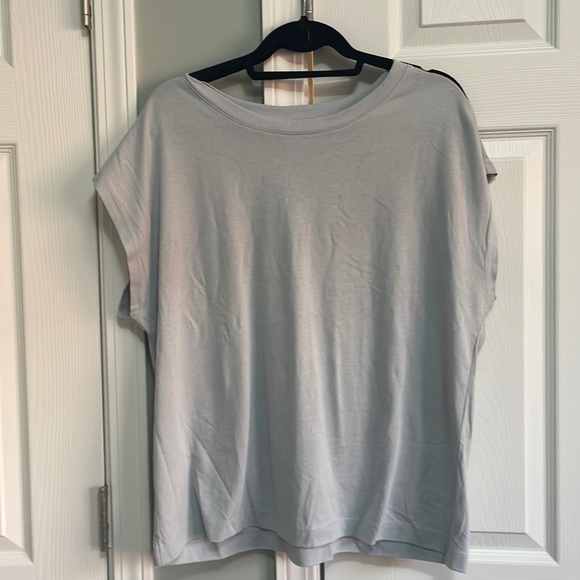 LOFT Tops - Loft dolman style muscle t-shirt blue gray